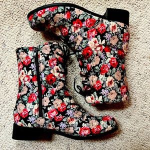 1960s style Floral Ankle Boots Sz 10 Never Worn